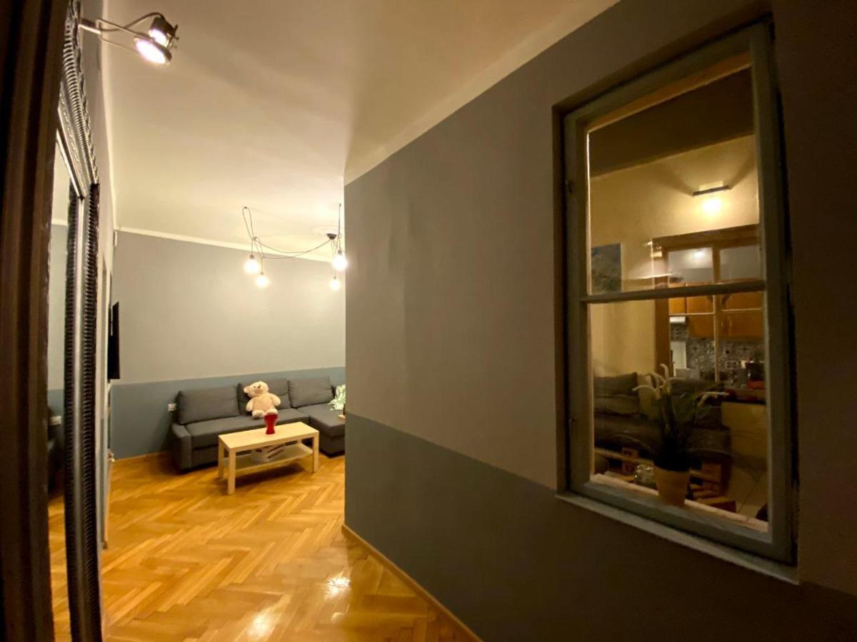 Lares And Penates Apartment Krakow Ngoại thất bức ảnh