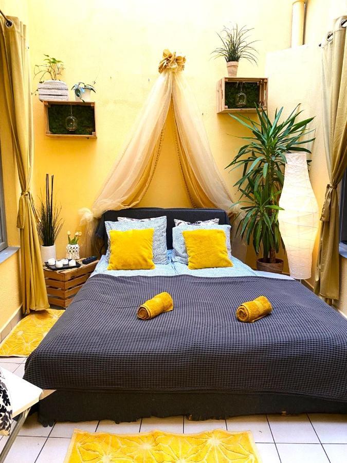 Lares And Penates Apartment Krakow Ngoại thất bức ảnh